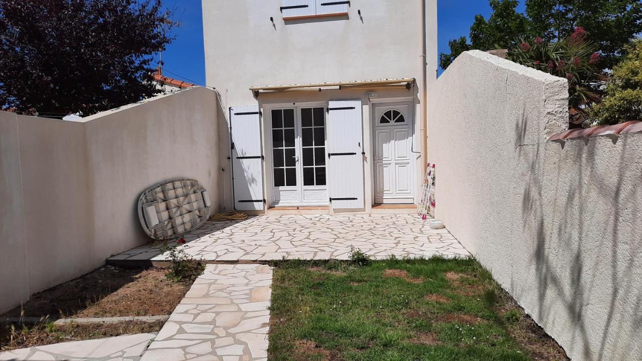סן ז'אן דה מון Charmante Maison De Ville Avec Jardin - 2 Chambres - 5 Pers מראה חיצוני תמונה